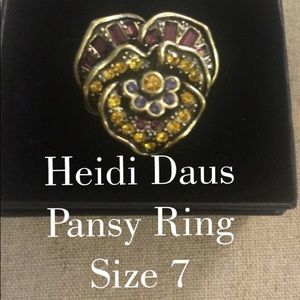 Heidi Daus Pansy Ring